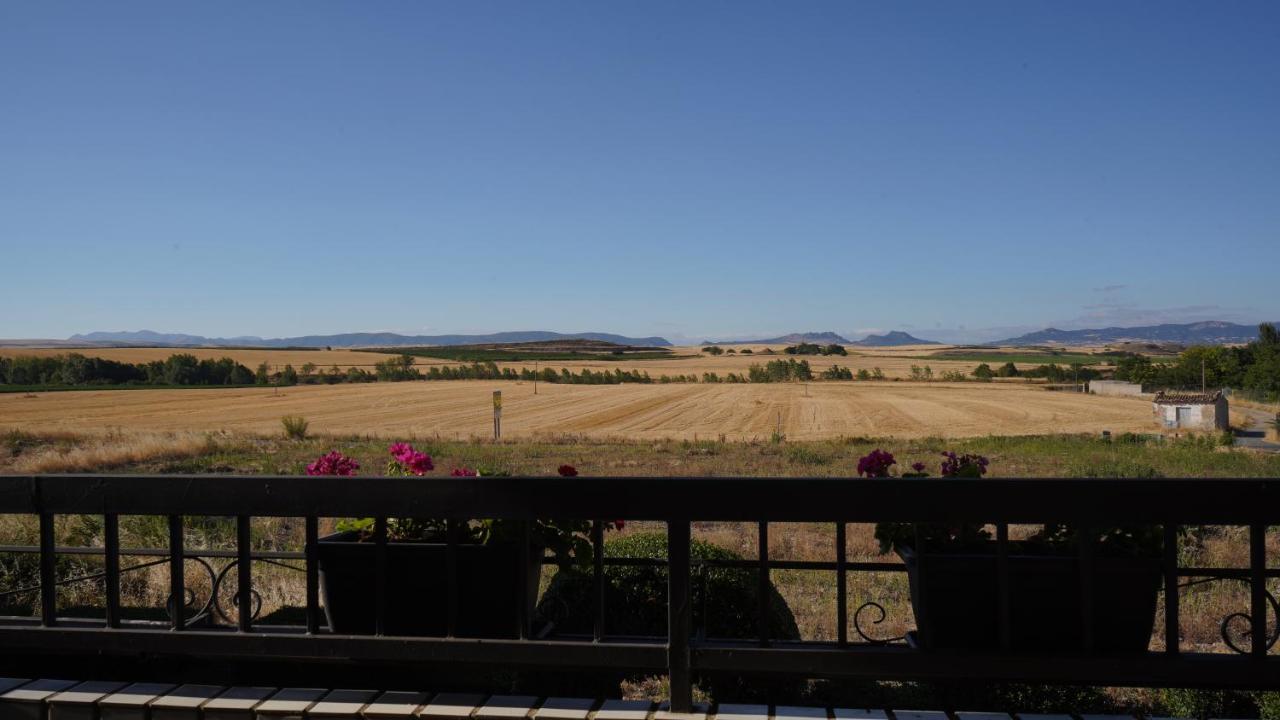 Casa Zacarias Bonitas vistas y jardín en La Rioja Vila Herramelluri Exterior foto
